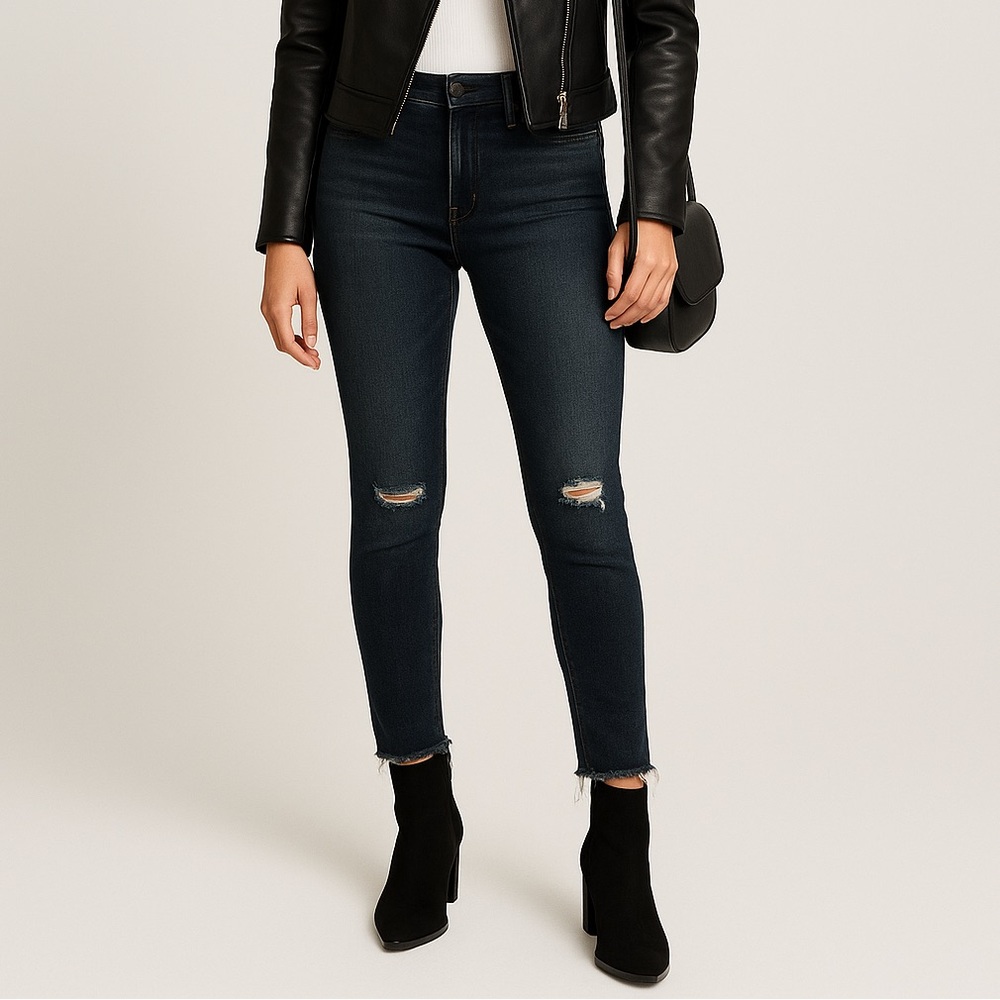 Just Black Classic Blue Jeans